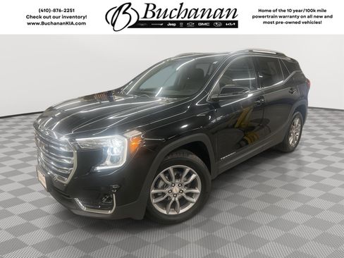 Used 2024 GMC Terrain SLT image 1