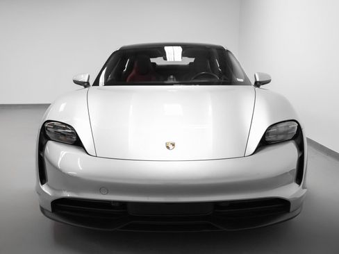 Certified 2023 Porsche Taycan image 8