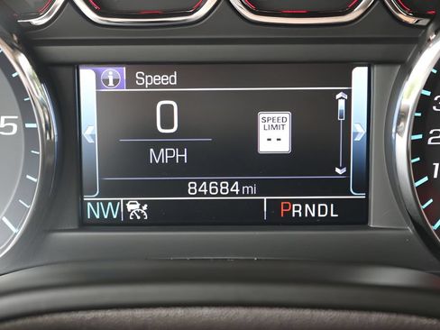 Used 2019 GMC Yukon XL SLT w/ Open Road Package AWD/4WD image 31