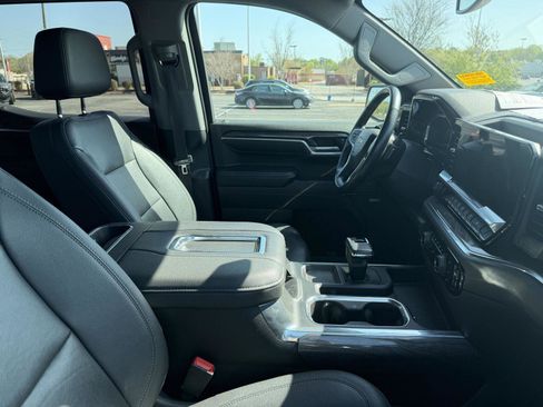 Used 2022 Chevrolet Silverado 1500 LTZ w/ LTZ Convenience Package II image 13