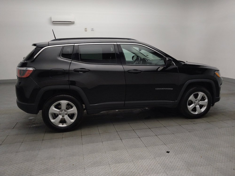 Used 2018 Jeep Compass Latitude AWD/4WD image 10