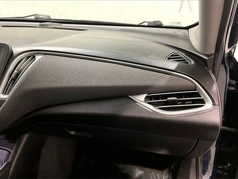 Used 2018 Chevrolet Malibu LS image 27