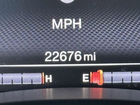 Certified 2022 Jeep Renegade Latitude image 13