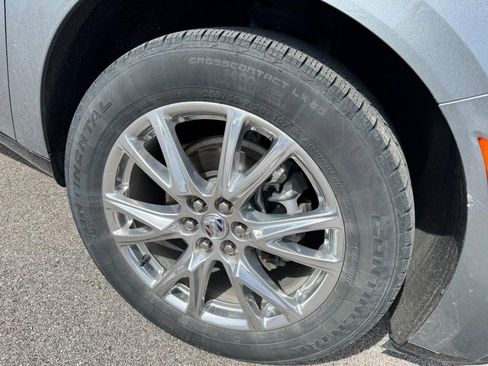 Used 2023 Buick Enclave Essence w/ Experience Buick Package image 4