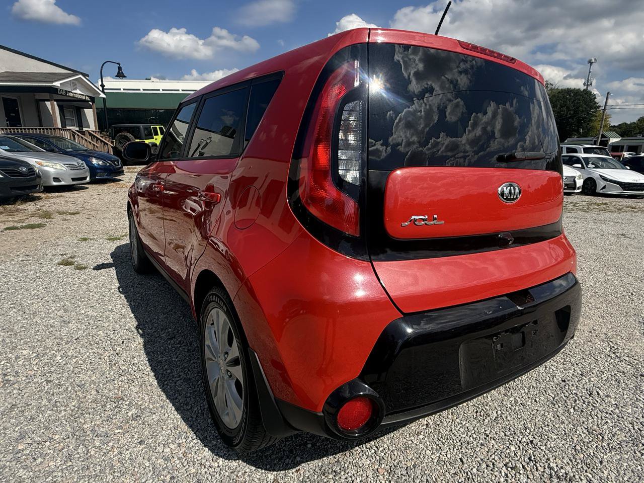 Used 2016 Kia Soul + w/ Audio Package FWD image 9