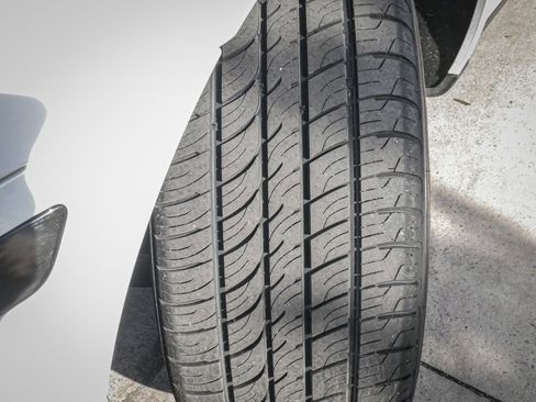 Used 2018 Porsche Macan S image 12