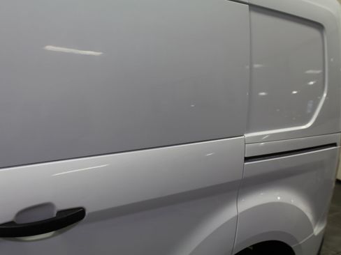 Used 2019 Ford Transit Connect XLT image 33