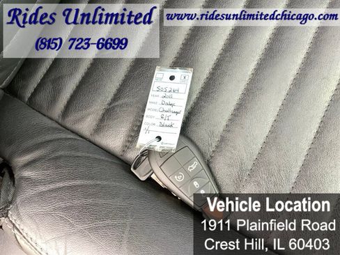 Used 2011 Dodge Challenger R/T w/ Sound Group II image 25