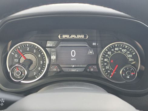 Used 2025 RAM 1500 Big Horn RWD image 22