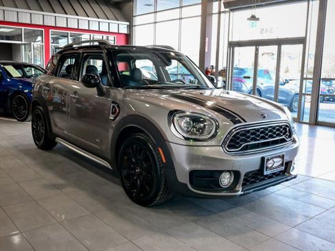 Used 2019 MINI Cooper Countryman S w/ Premium Package image 3