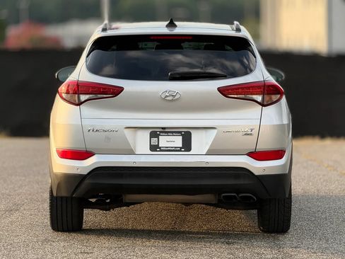 Used 2016 Hyundai Tucson Limited w/ Option Group 03 AWD/4WD image 4