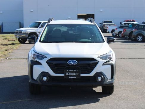 Certified 2025 Subaru Outback Premium image 9