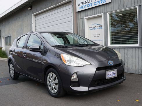 Used 2013 Toyota Prius C Two image 25