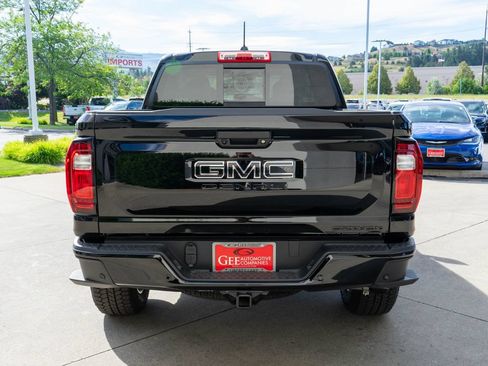 New 2026 GMC Canyon Denali w/ LPO, Denali Black Edition AWD/4WD image 6