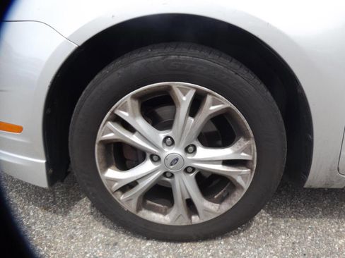 Used 2012 Ford Fusion SE FWD image 8