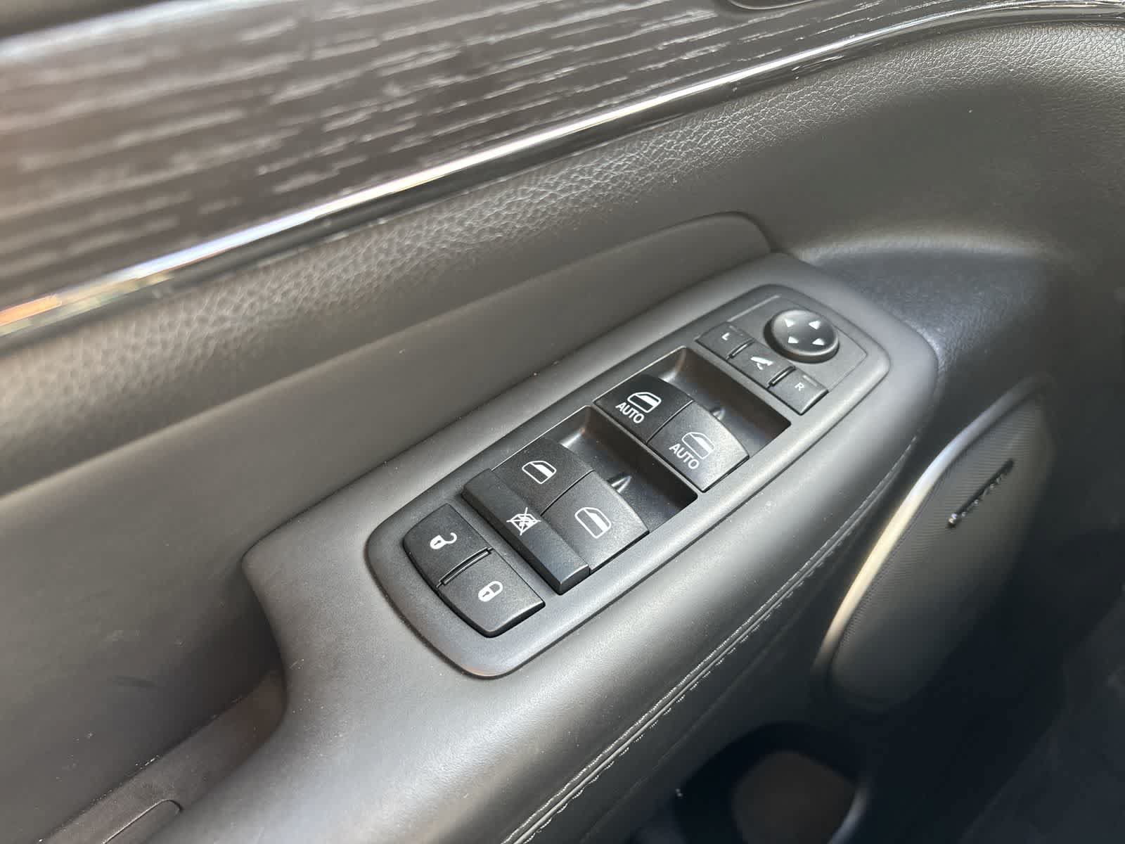 Certified 2019 Jeep Grand Cherokee High Altitude AWD/4WD image 30