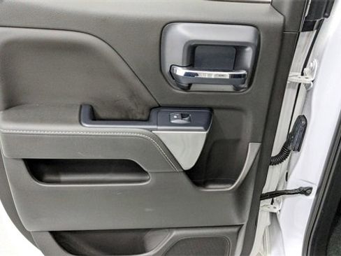 Used 2018 Chevrolet Silverado 1500 LT w/ All Star Edition image 55