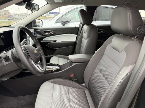 Used 2024 Chevrolet Trax LT w/ Driver Confidence Package image 10