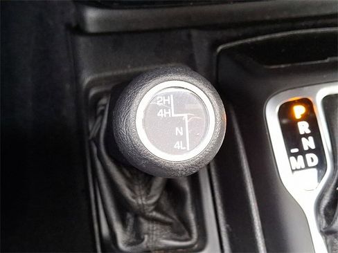 Used 2021 Jeep Wrangler Unlimited Sport image 24