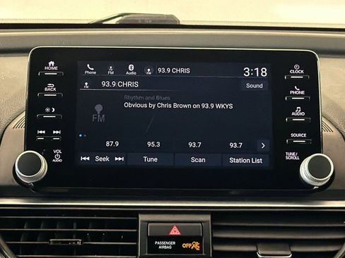 Used 2022 Honda Accord Sport image 18
