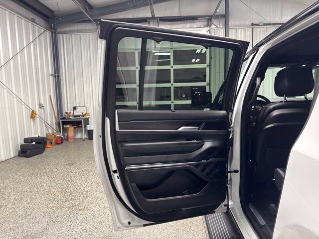 Used 2024 Jeep Grand Wagoneer L Series II w/ Quick Order Packagew 28T AWD/4WD image 17