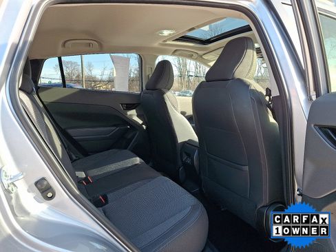 Used 2024 Subaru Crosstrek 2.0i Premium image 44