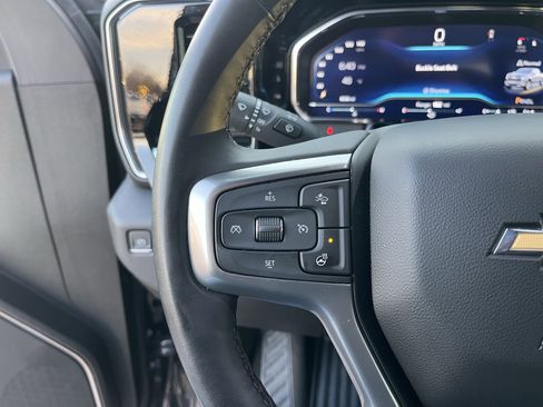 Used 2024 Chevrolet Silverado 1500 LT image 10