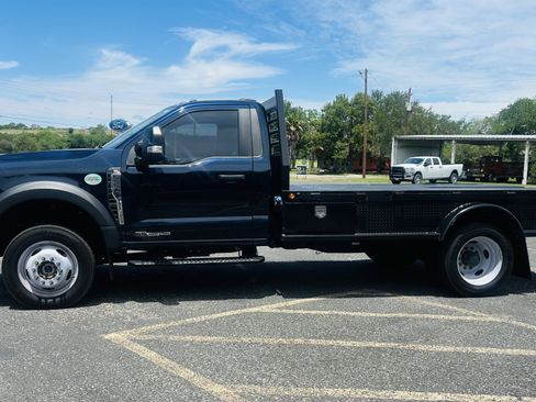 Used 2024 Ford F550 4x4 Regular Cab Super Duty w/ XL Chrome Package image 5