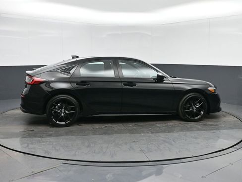 Used 2024 Honda Civic Sport image 8