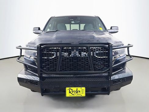 Used 2025 RAM 1500 Big Horn AWD/4WD image 2