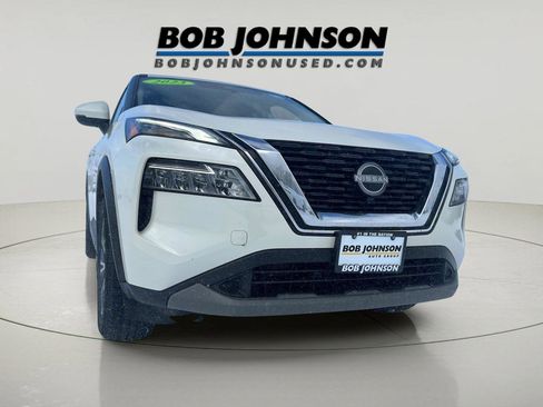 Used 2023 Nissan Rogue SV image 9