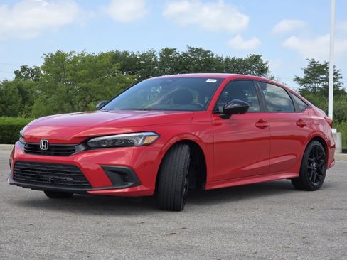Used 2024 Honda Civic Sport image 13