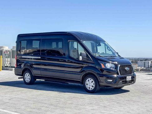 Used 2025 Ford Transit 350 XLT RWD image 3