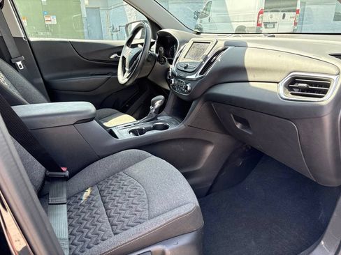 Used 2024 Chevrolet Equinox LT w/ LPO, Floor Liner Package FWD image 14