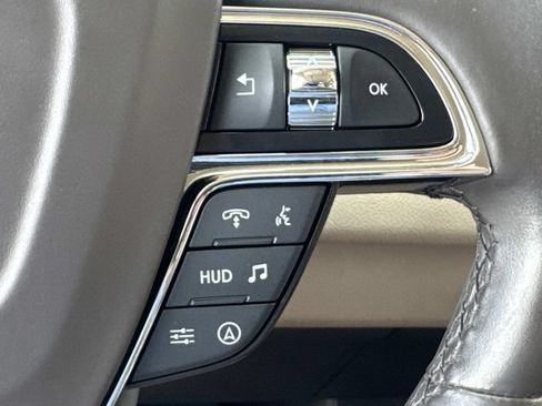 Used 2023 Lincoln Navigator L Reserve AWD/4WD image 32