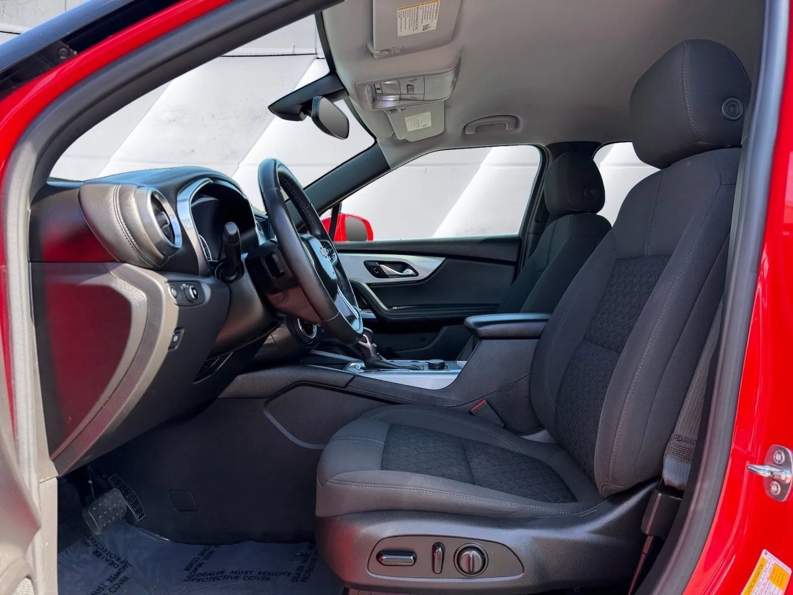 Used 2020 Chevrolet Blazer LT FWD image 9