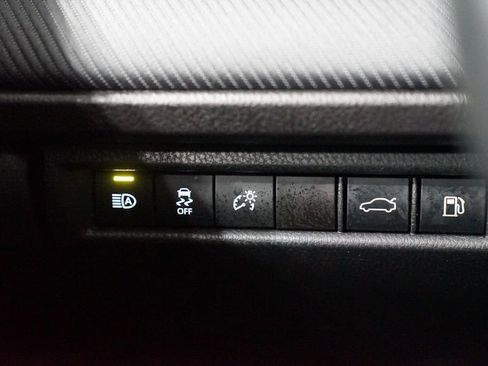 Certified 2025 Toyota Camry SE image 25