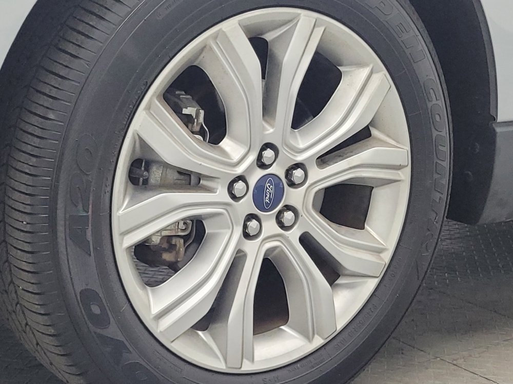 Used 2020 Ford Edge Titanium w/ Cargo Accessory Package FWD image 31