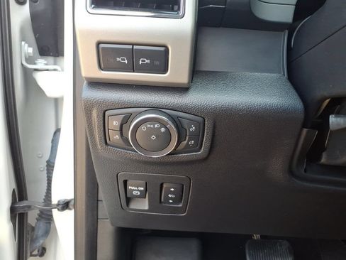 Used 2019 Ford F150 Lariat AWD/4WD image 14