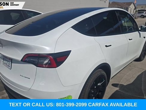 Used 2023 Tesla Model Y Long Range AWD/4WD image 3
