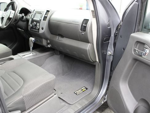 Used 2019 Nissan Frontier PRO-4X AWD/4WD image 28