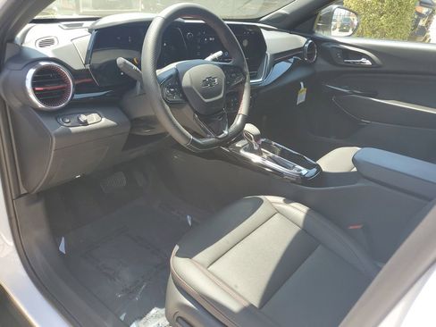 New 2026 Chevrolet Trax RS w/ Driver Confidence Package FWD image 19