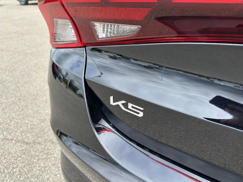 Used 2023 Kia K5 GT FWD image 5