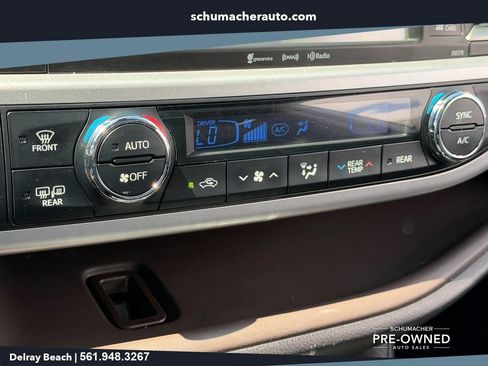 Used 2018 Toyota Highlander XLE FWD image 22