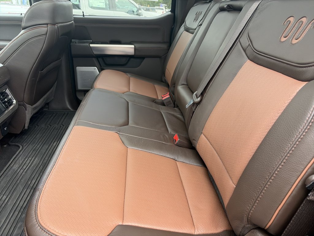 Certified 2024 Ford F250 King Ranch w/ FX4 Off-Road Package AWD/4WD image 33