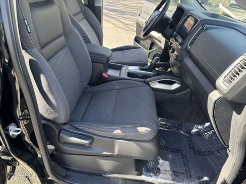 Used 2023 Nissan Frontier SV w/ SV Convenience Package image 10