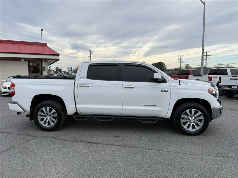 Used 2017 Toyota Tundra Limited w/ Limited Premium Package AWD/4WD image 4