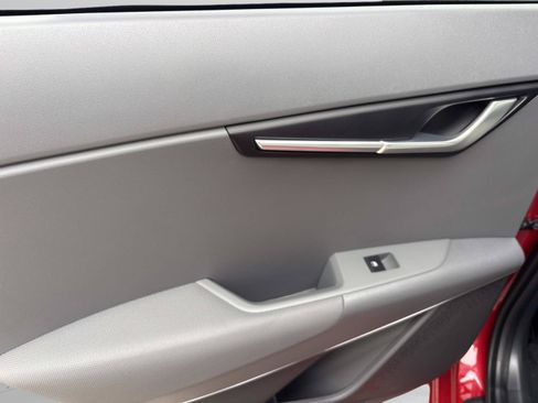 New 2026 Kia Niro EX FWD image 18