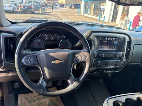 Used 2018 Chevrolet Silverado 1500 LT w/ All Star Edition image 17