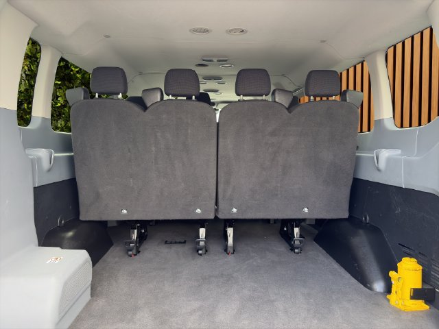 Used 2017 Ford Transit 350 XLT RWD image 6